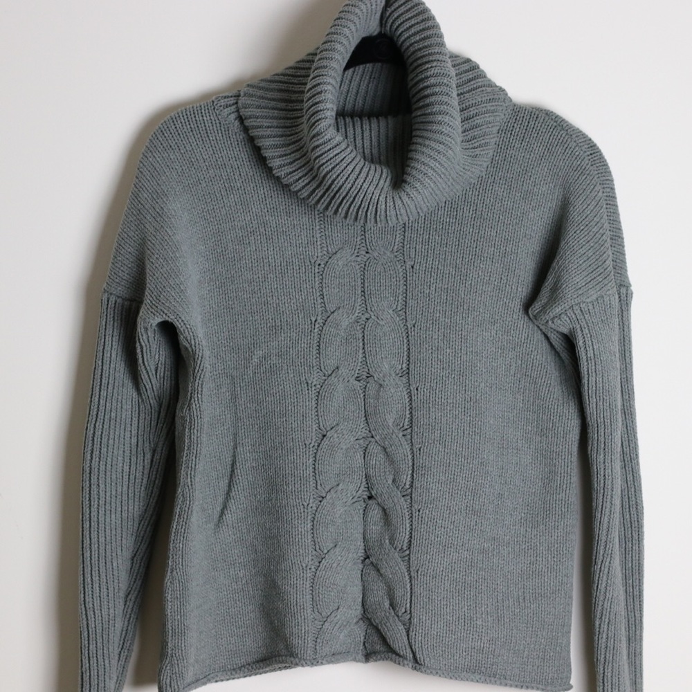 Express chunky sweater